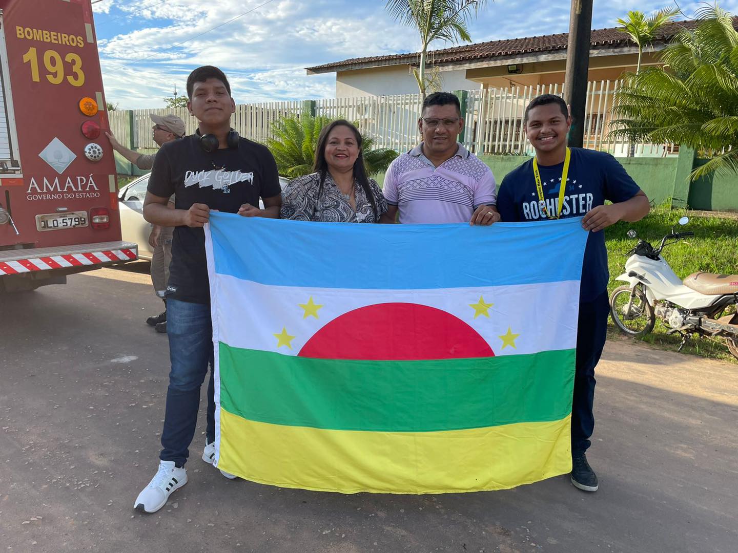 Presidente da Câmara e Vereadora Participam de Recepção a Alunos Destaques da Escola Elias Trajano